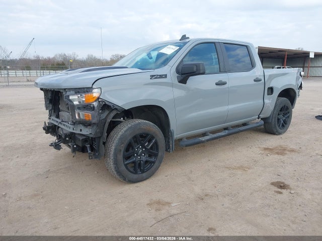 Chevrolet Silverado 1500 4wd  Short Bed Custom Trail Boss