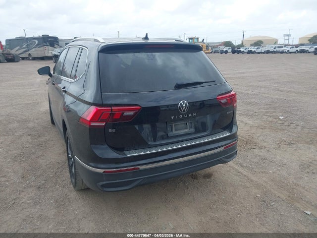 Volkswagen Tiguan 2.0t Se