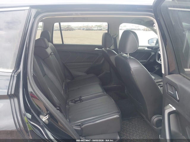 Volkswagen Tiguan 2.0t Se