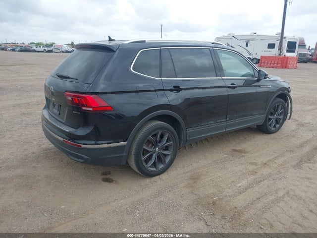 Volkswagen Tiguan 2.0t Se