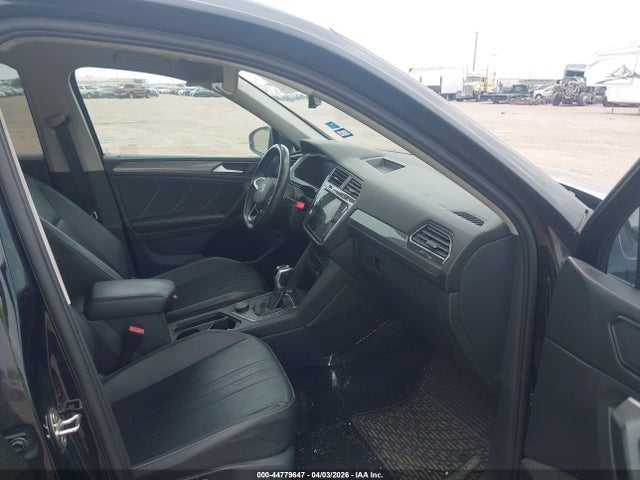 Volkswagen Tiguan 2.0t Se