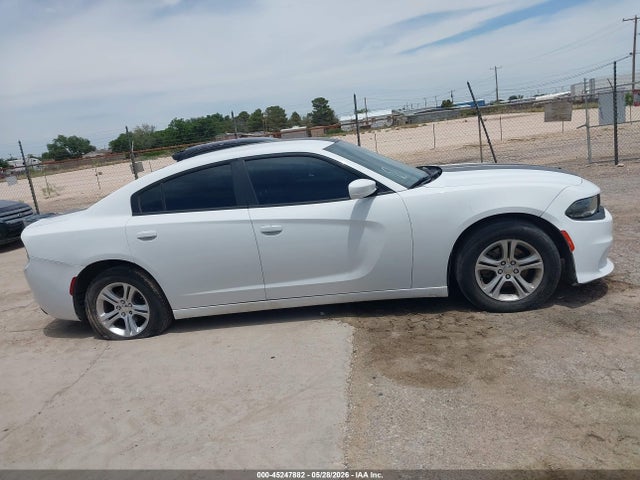 Dodge Charger Se