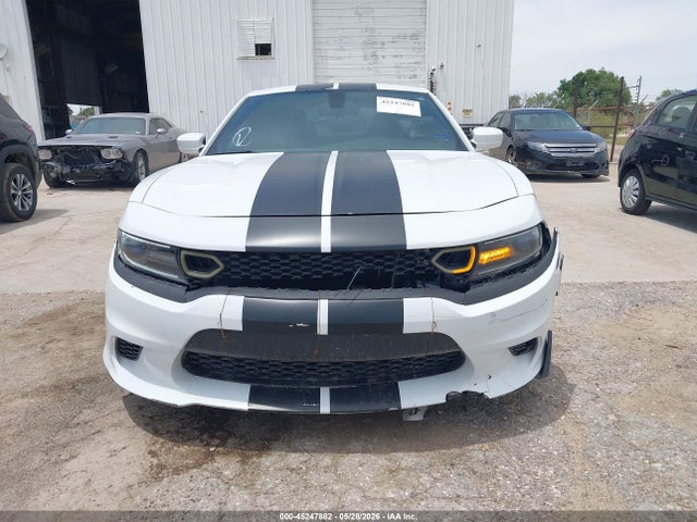 Dodge Charger Se