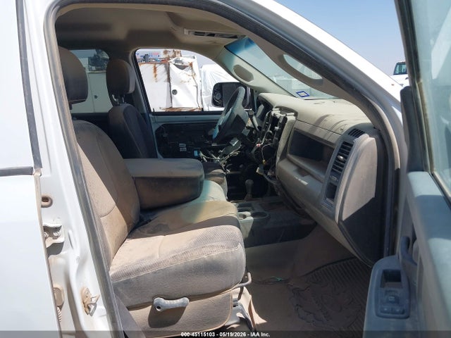 Ram 2500 Tradesman  4x4 8' Box
