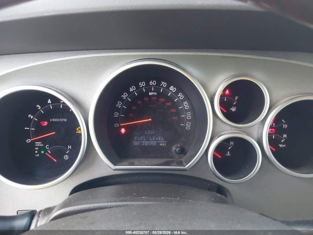 Toyota Sequoia Platinum 5.7l V8