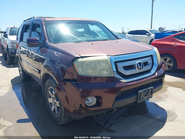 Salvage Honda Pilot Image