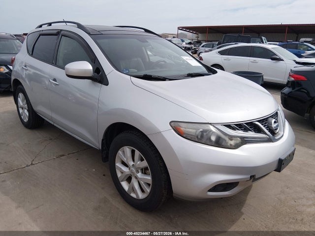 Salvage Nissan Murano Image