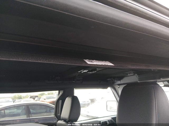 Ford Bronco Black Diamond