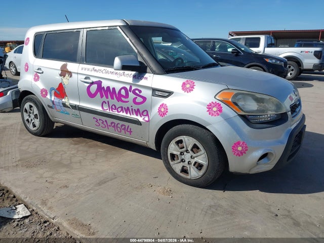 Salvage Kia Soul Image