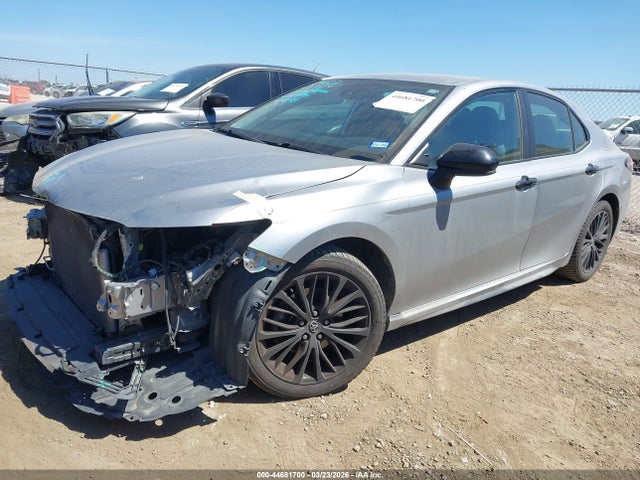 Toyota Camry Se Nightshade Edition