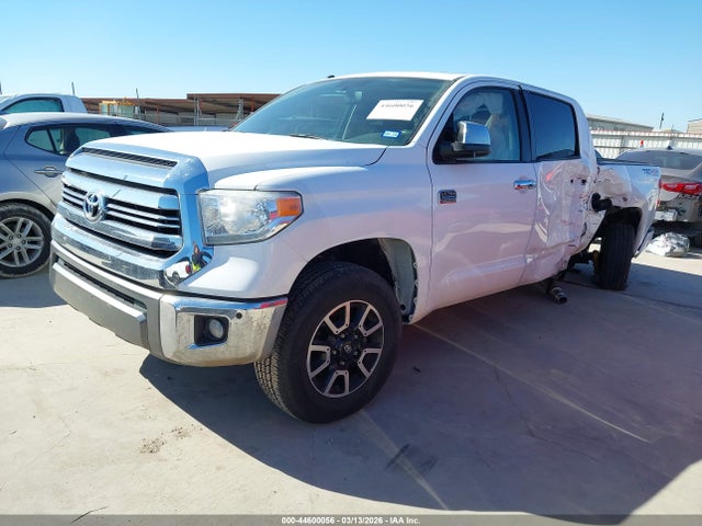 Toyota Tundra 1794 5.7l V8