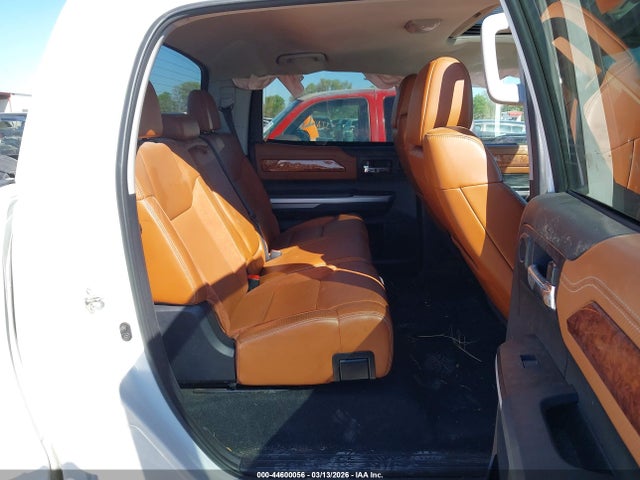 Toyota Tundra 1794 5.7l V8
