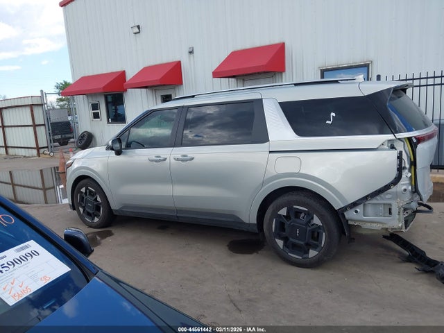 Kia Carnival Ex