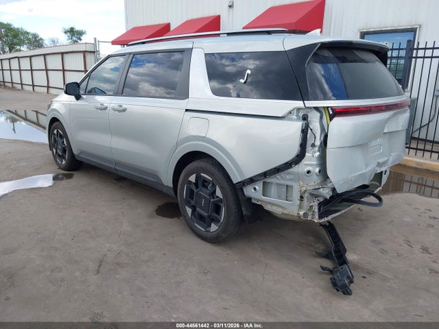 Kia Carnival Ex