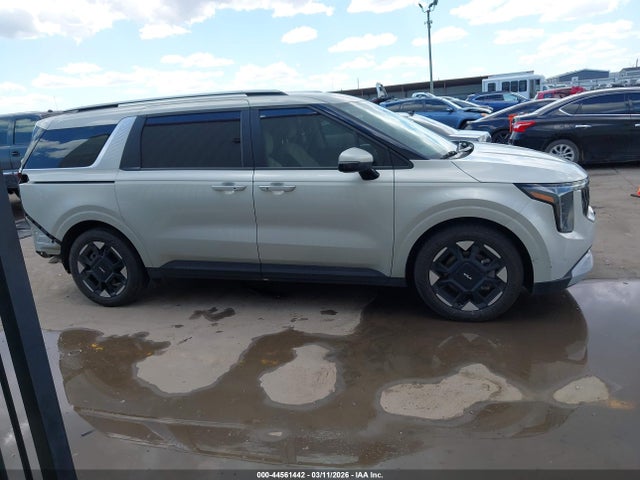 Kia Carnival Ex