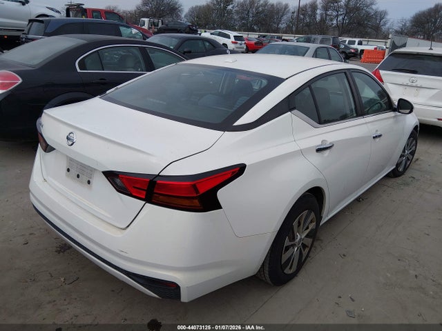 Nissan Altima S Fwd