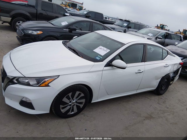 Nissan Altima S Fwd