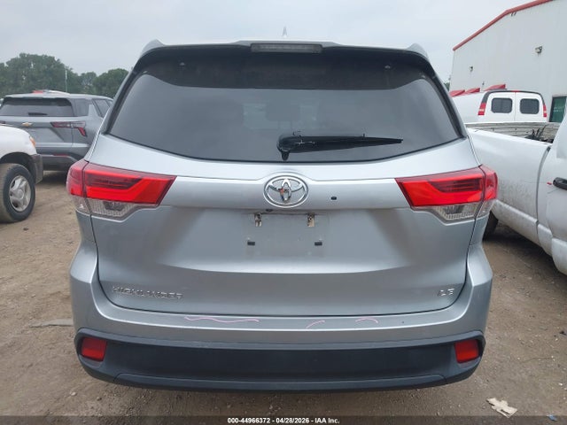 Toyota Highlander Le Plus