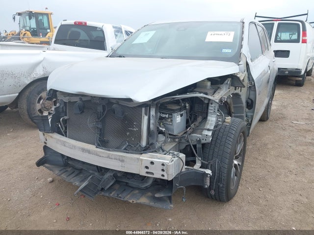 Toyota Highlander Le Plus