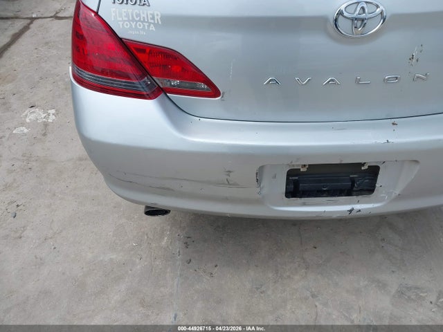 Toyota Avalon Xls