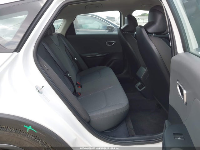 Kia K4 Lxs