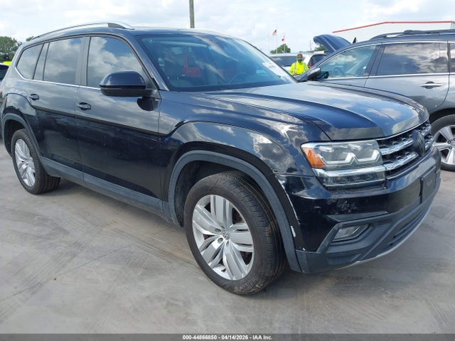 Salvage Volkswagen Atlas Image