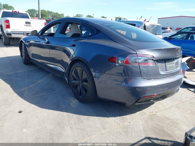Tesla Model S Dual Motor All-wheel Drive