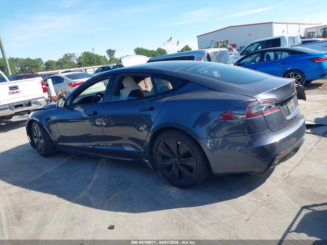 Tesla Model S Dual Motor All-wheel Drive