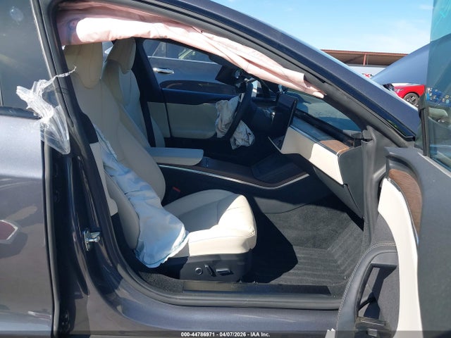 Tesla Model S Dual Motor All-wheel Drive