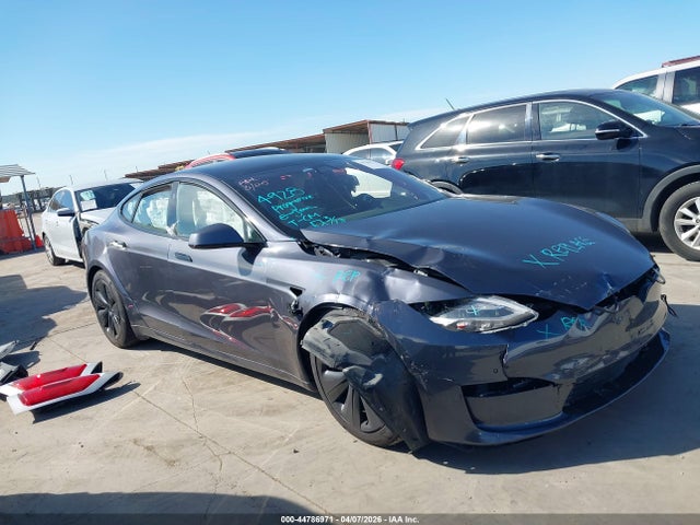 Tesla Model S Dual Motor All-wheel Drive
