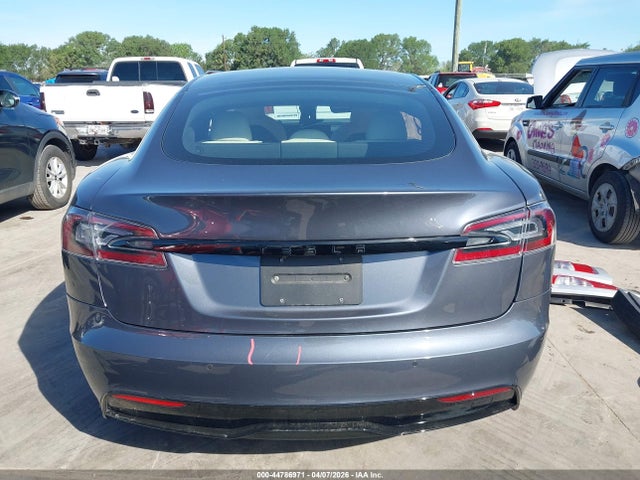Tesla Model S Dual Motor All-wheel Drive
