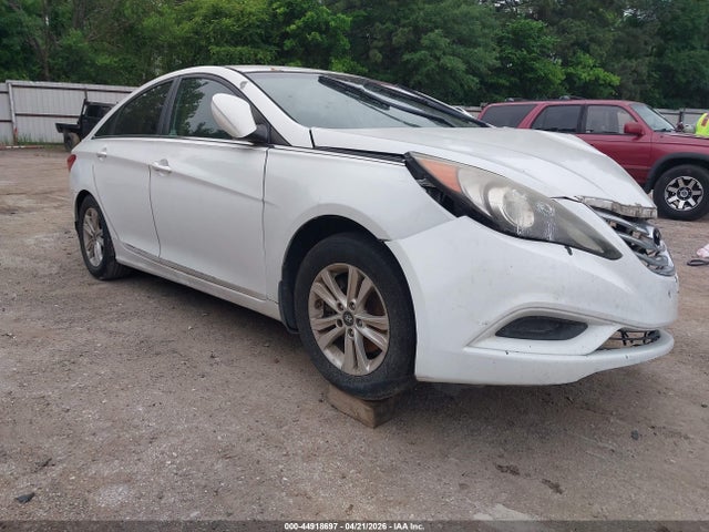 Salvage Hyundai SONATA Image