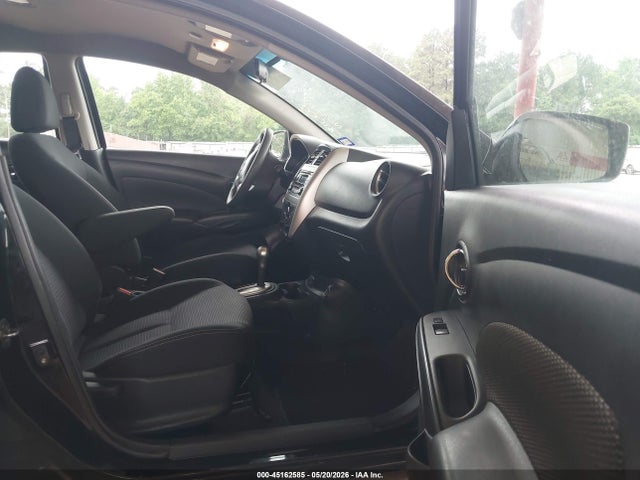 Nissan Versa 1.6 Sv
