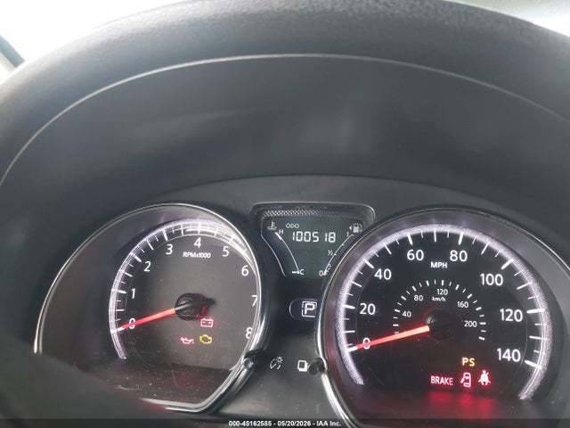Nissan Versa 1.6 Sv