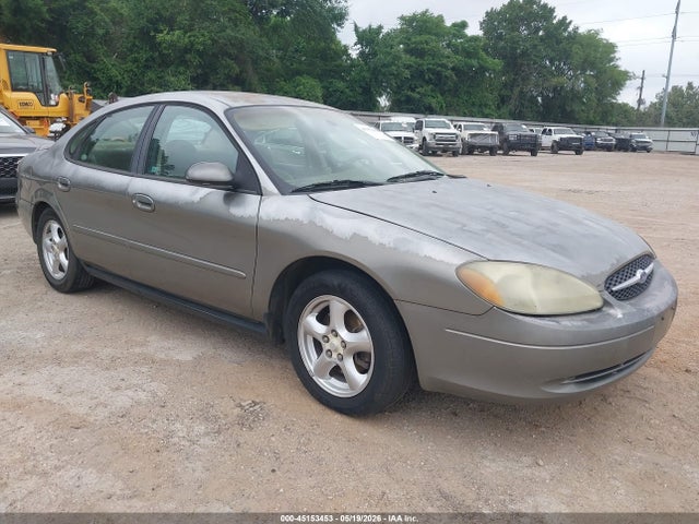Salvage Ford Taurus Image