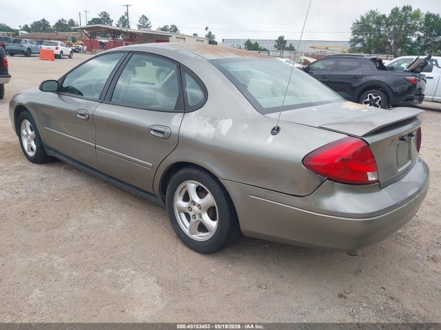 Ford Taurus Se