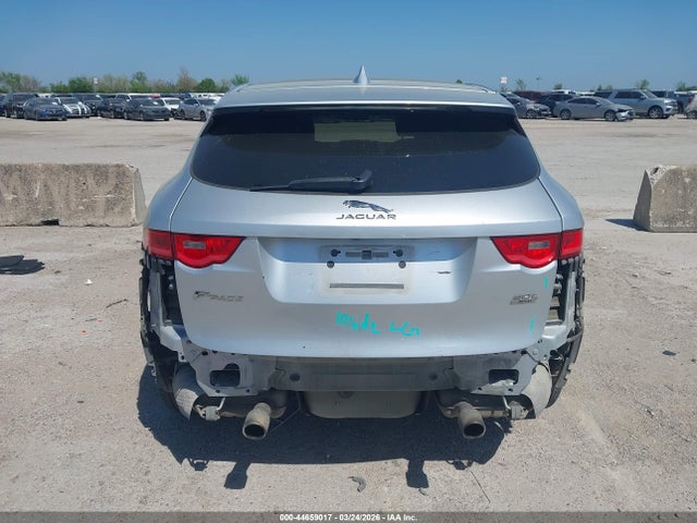 Jaguar F-PACE 30t Premium