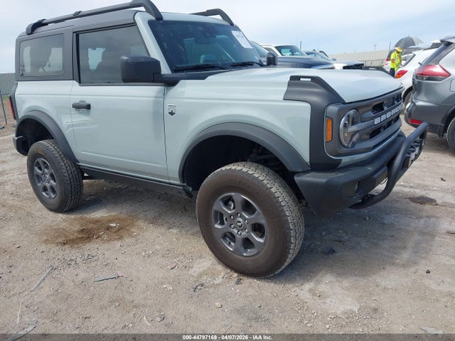 Salvage Ford Bronco Image