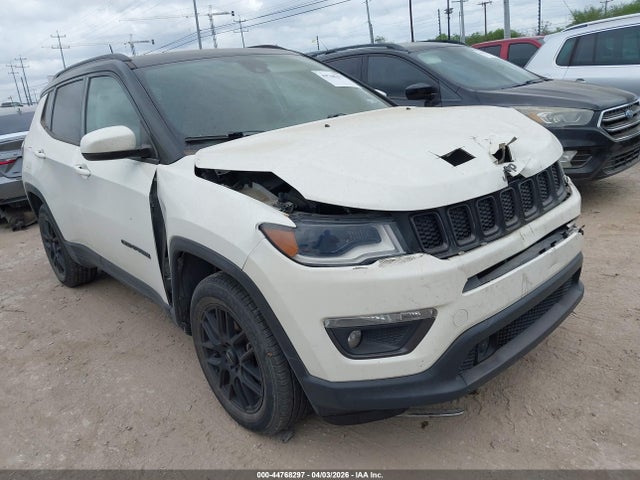 Salvage Jeep Compass Image