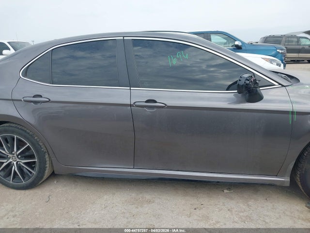 Toyota Camry Se