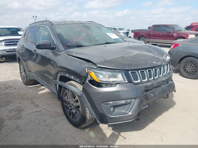Salvage Jeep Compass Image