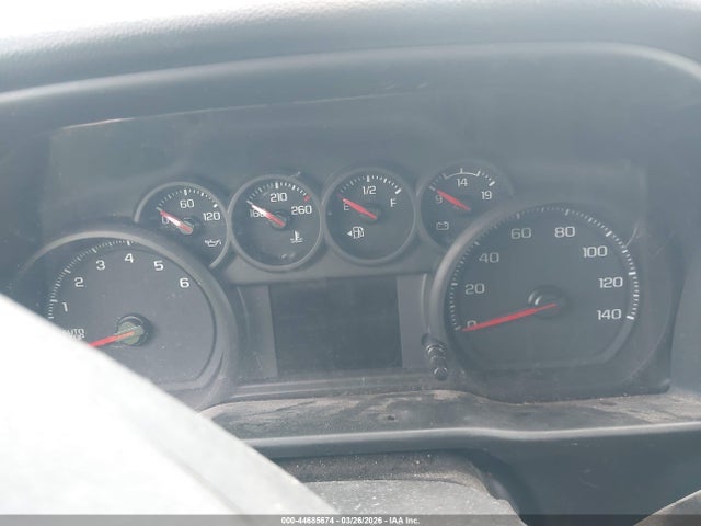 Chevrolet Silverado 1500 2wd  Short Bed Custom