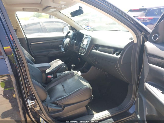 Mitsubishi Outlander Sel