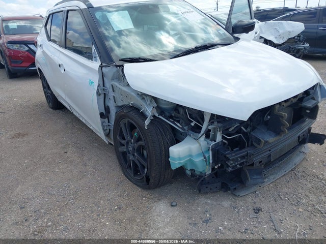Nissan Kicks Sr Xtronic Cvt