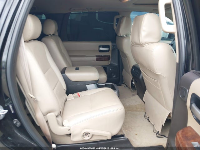 Toyota Sequoia Platinum 5.7l V8