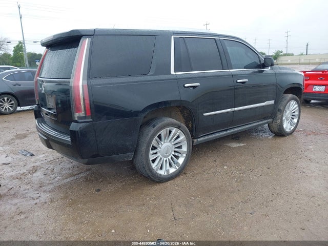 Cadillac Escalade Premium