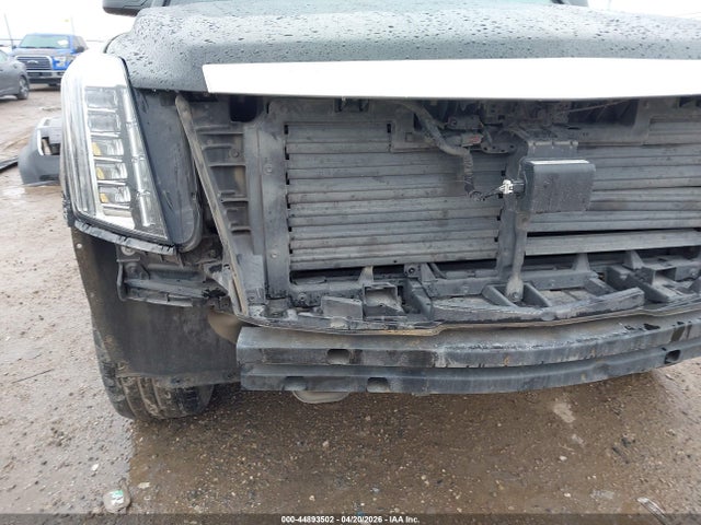 Cadillac Escalade Premium
