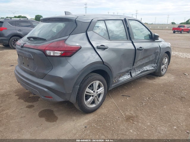 Nissan Kicks Play S