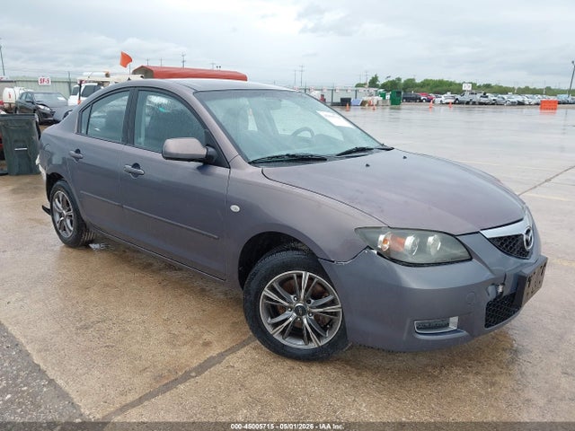 Salvage Mazda Mazda3 Image