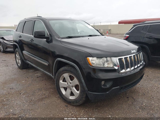 Salvage Jeep Grand Cherokee Image